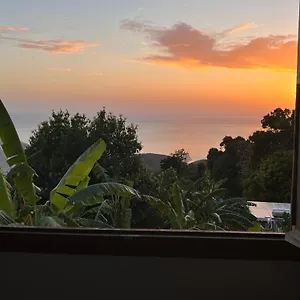 Appartement Karata T3 Avec Et Vue Sur Basse-terre, Baillif